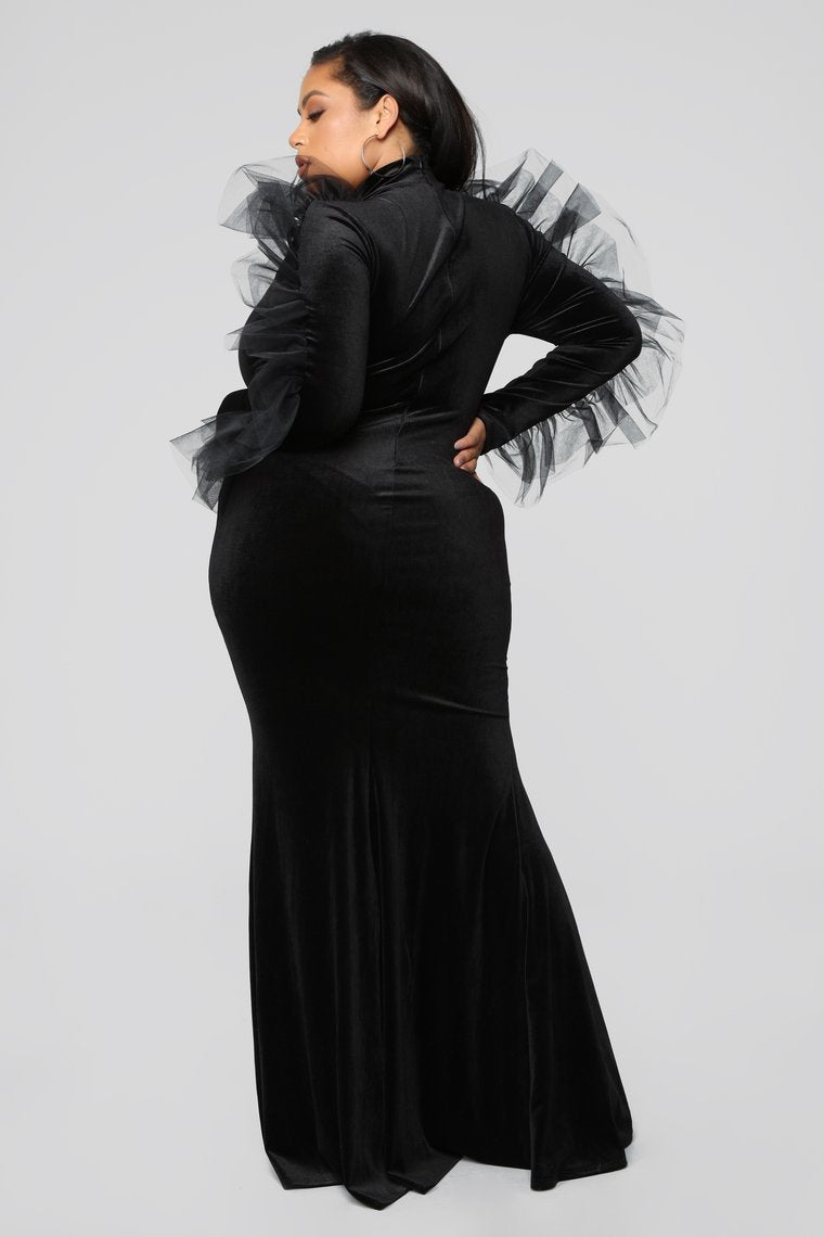 Queen Rexha Velvet Dress - Black - jameswhite001