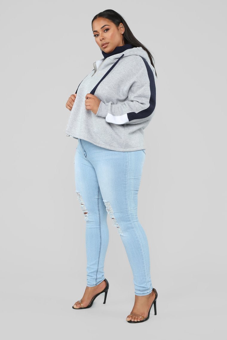 Stay Styling Sweatshirt - Heather Grey - jameswhite001