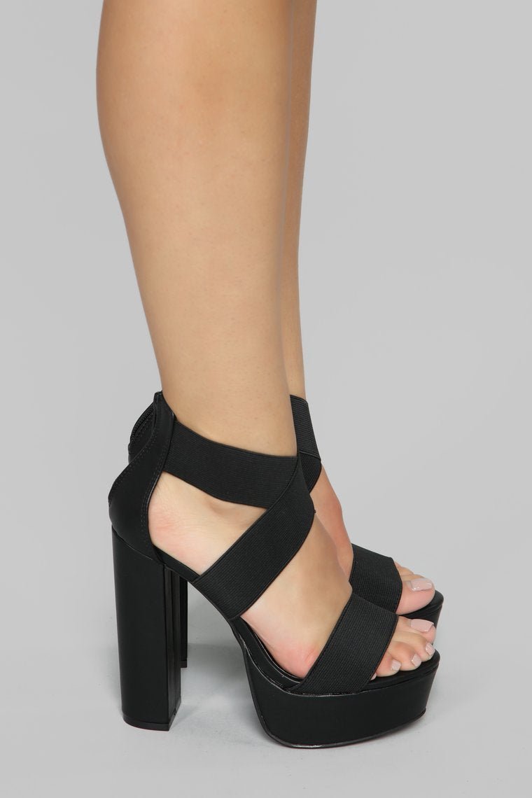 Thick Chick Heeled Sandal - Black - jameswhite001