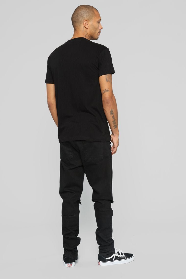 Well Hung Short Sleeve Tee - Black - jameswhite001