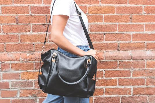 Black Leather Bag - jameswhite001