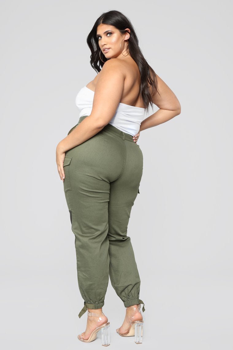 Carry The Teams Weight Cargo Pants - Olive - jameswhite001