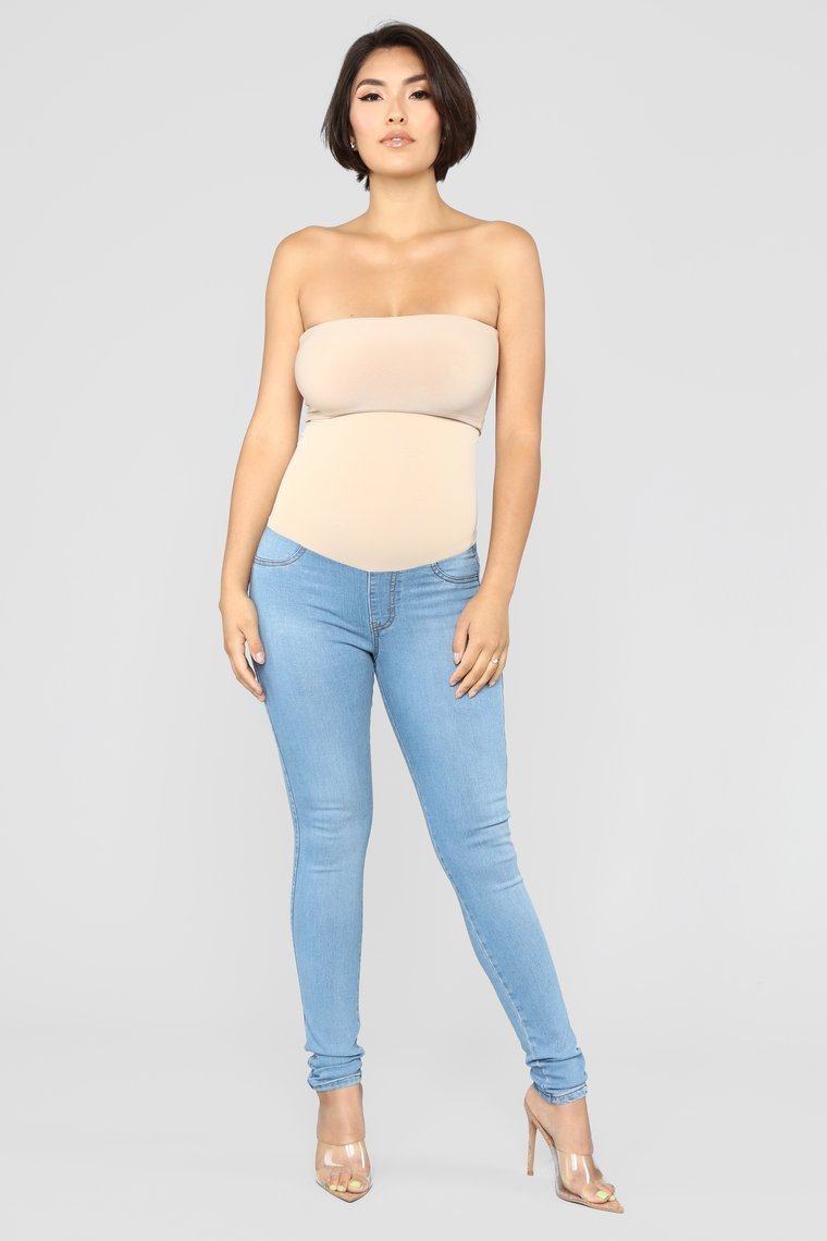 Classic Fit High Rise Skinny Maternity Jeans - Light Wash - jameswhite001