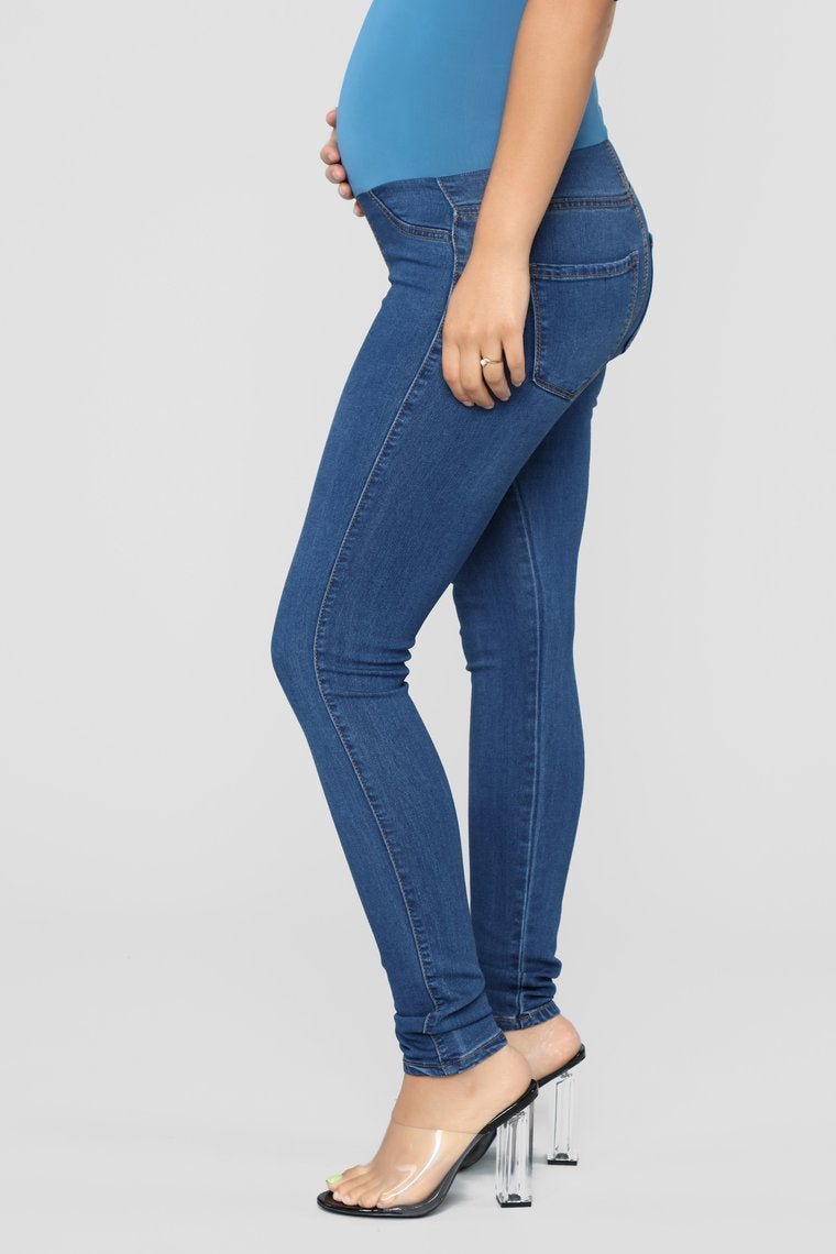 Classic Fit High Waist Skinny Maternity Jeans - Medium Wash - jameswhite001