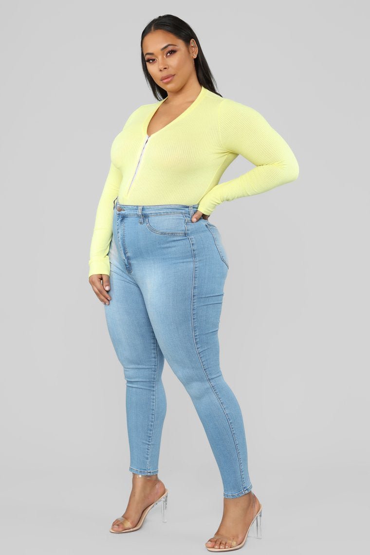 Classic High Waist 27" Skinny Jeans - Light Blue Wash - jameswhite001