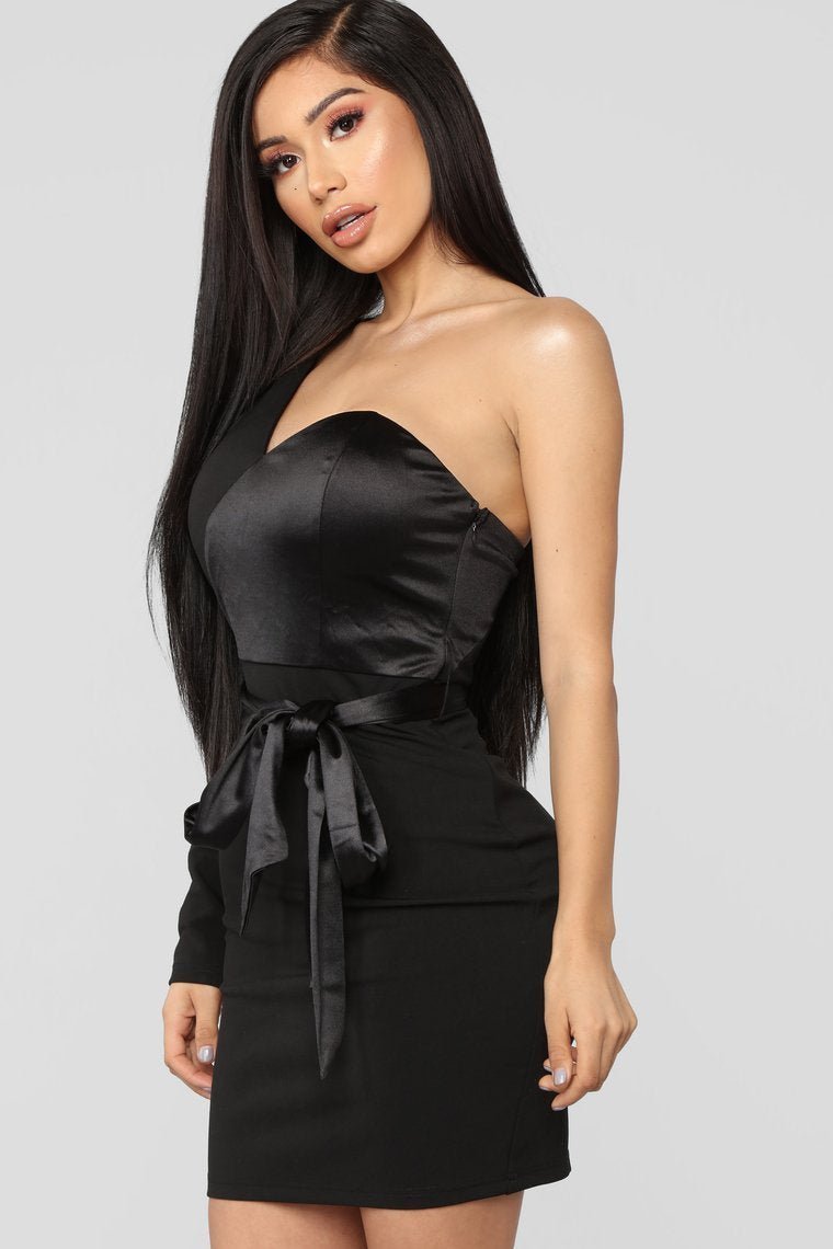 Curse Of Curves One Shoulder Dress - Black - jameswhite001