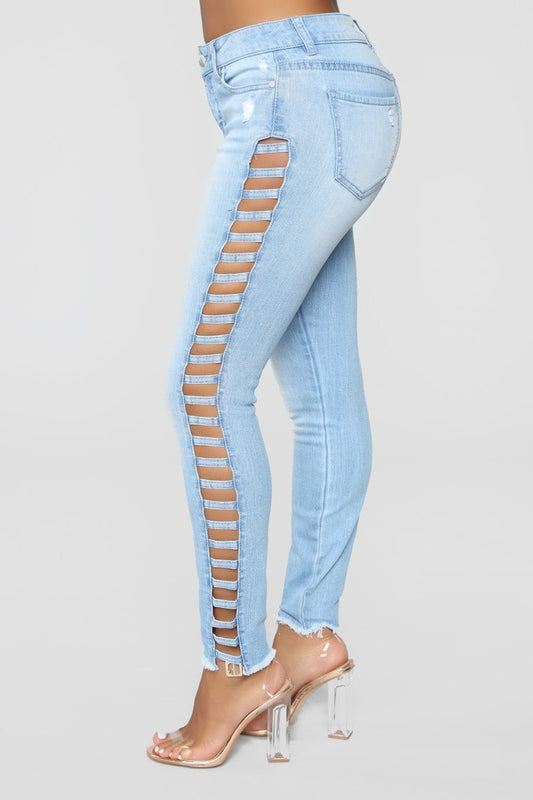 Cut You Off High Rise Jeans - Medium Blue Wash - jameswhite001