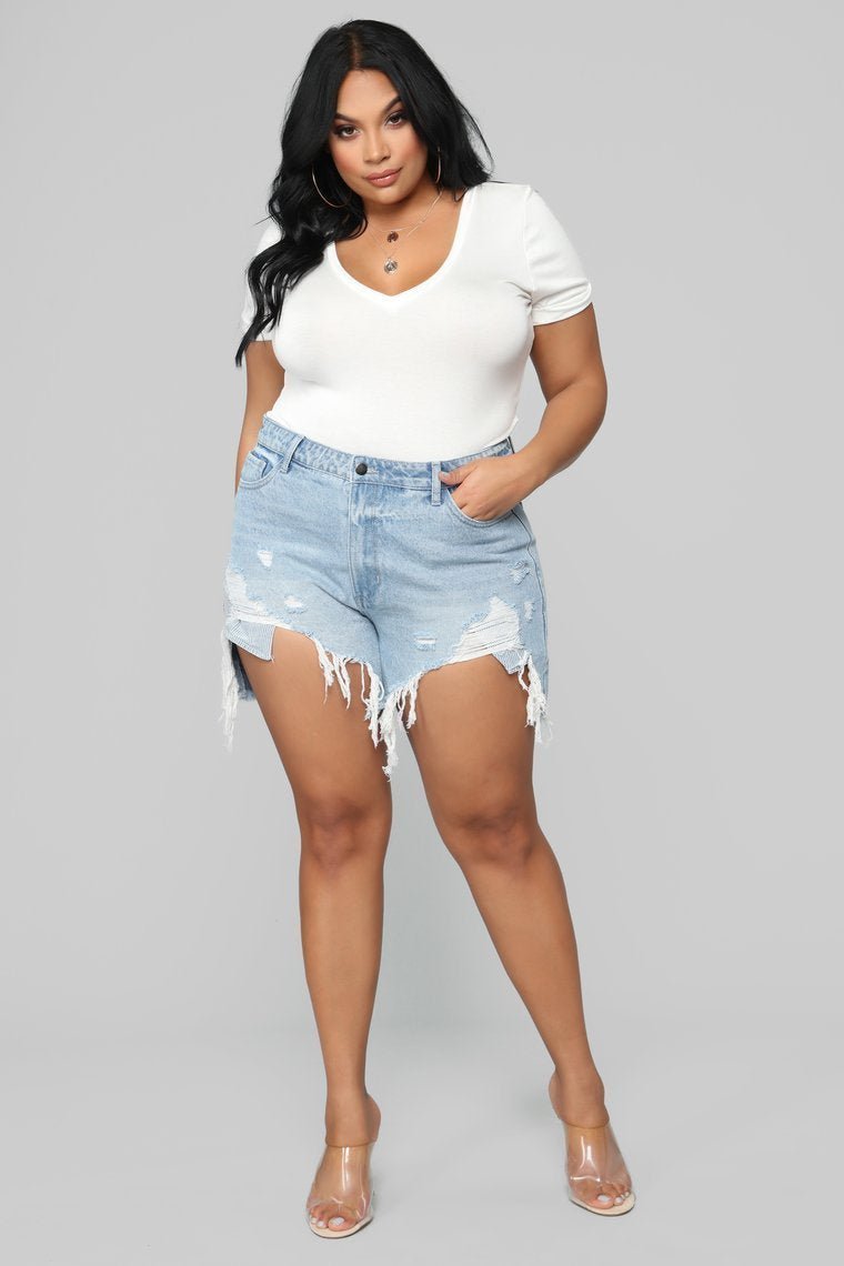 Daisy Distressed Boyfriend Shorts - Light Blue Wash - jameswhite001