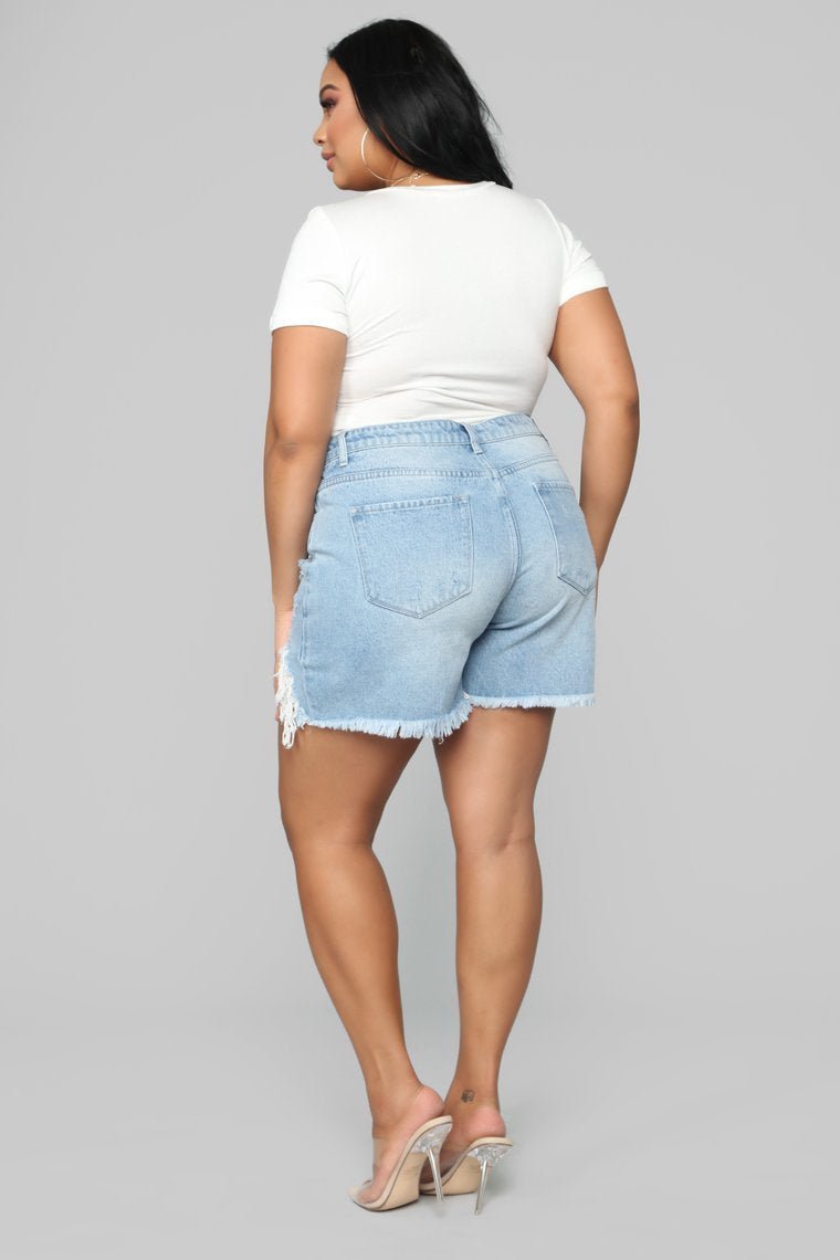 Daisy Distressed Boyfriend Shorts - Light Blue Wash - jameswhite001