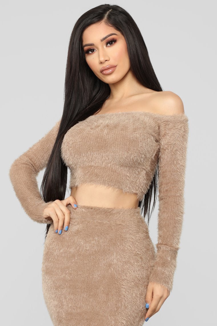 Feel The Fuzzy Skirt Set - Mocha - jameswhite001
