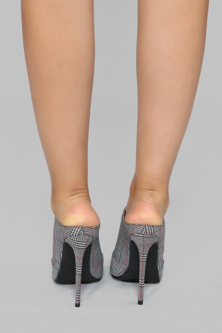Give Me The Sass Mule Pump - Plaid - jameswhite001