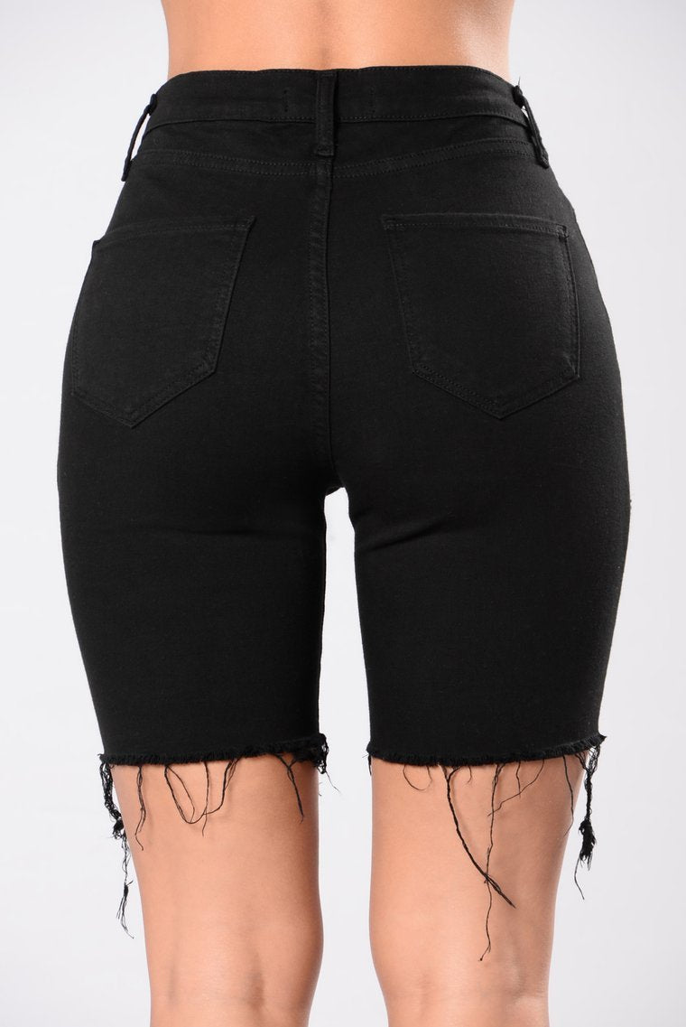 Gone Fishing Shorts - Black - jameswhite001