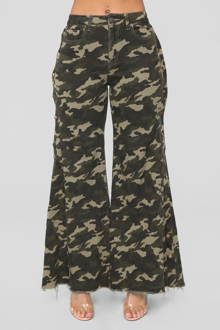 In Command High Rise Wide Leg Jeans - Camouflage - jameswhite001