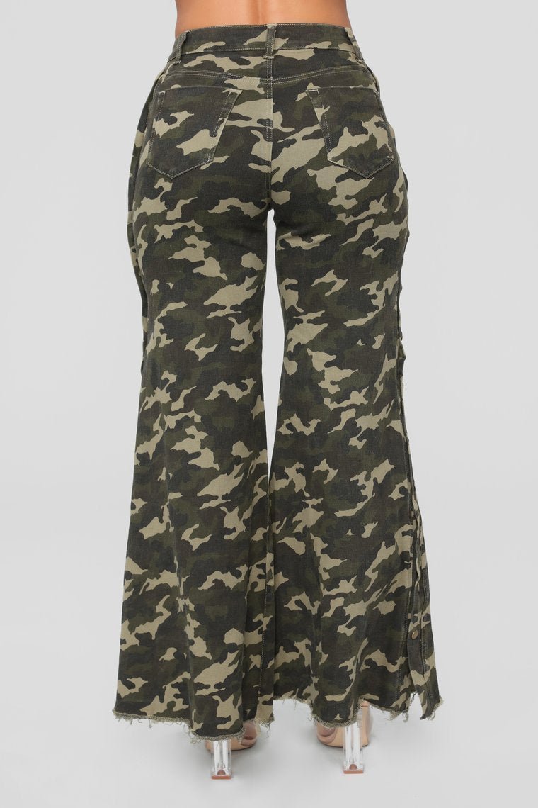 In Command High Rise Wide Leg Jeans - Camouflage - jameswhite001
