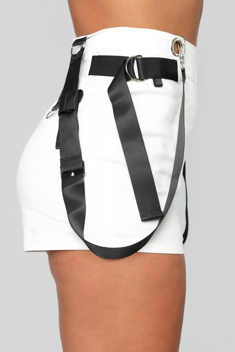 Keep It Chill Shorts - White - jameswhite001