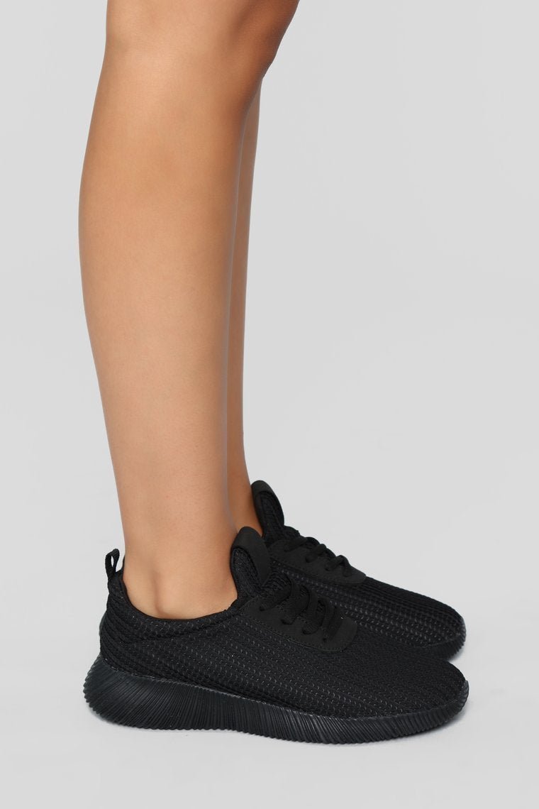 Kick Start Sneaker - Black - jameswhite001