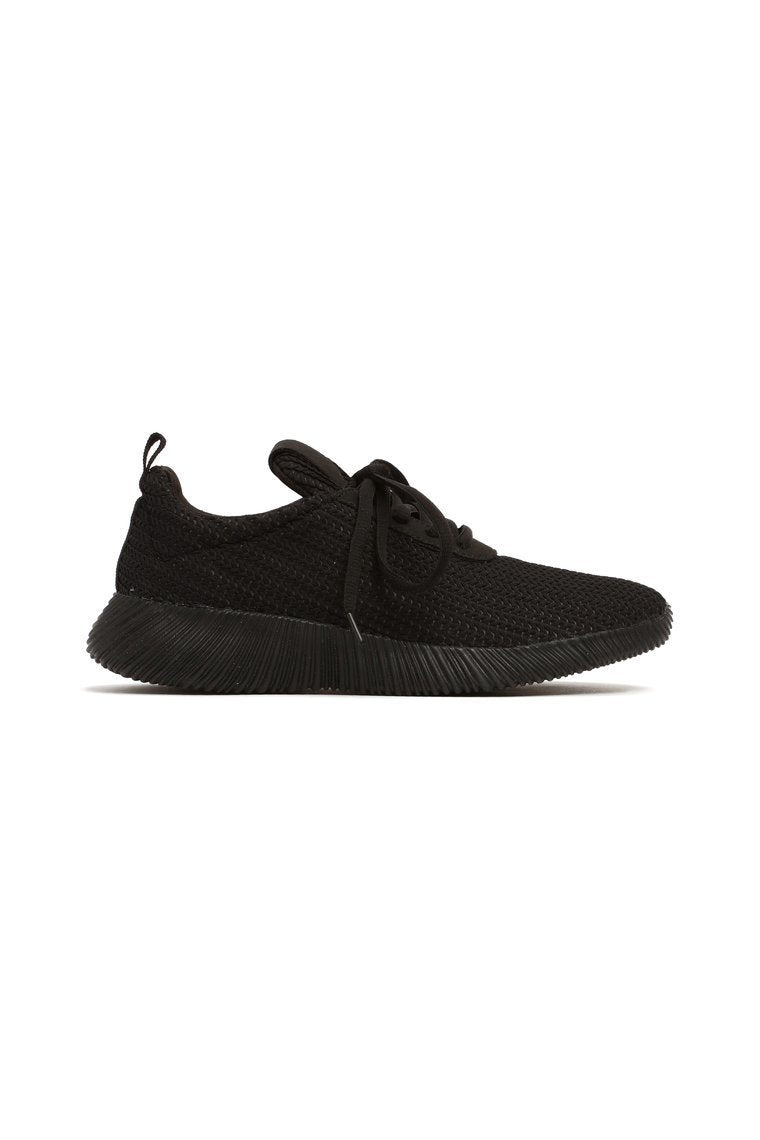 Kick Start Sneaker - Black - jameswhite001