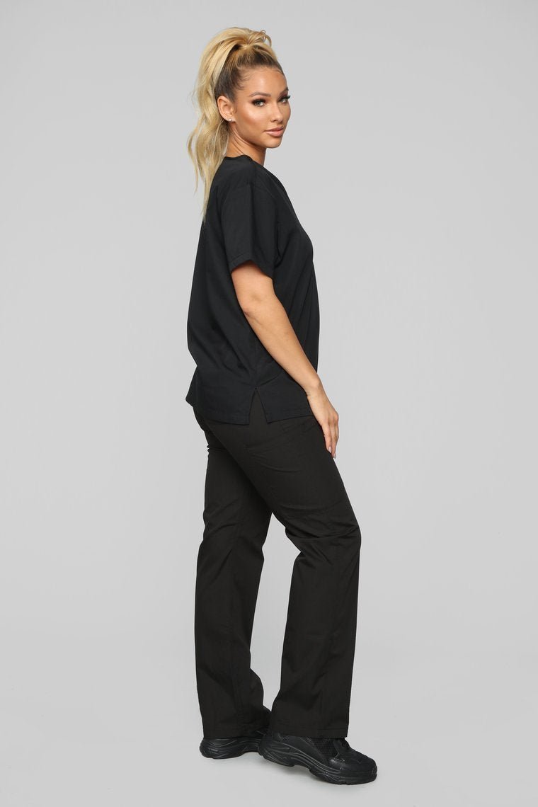 Life Saver V Neck Scrubs Top - Black - jameswhite001