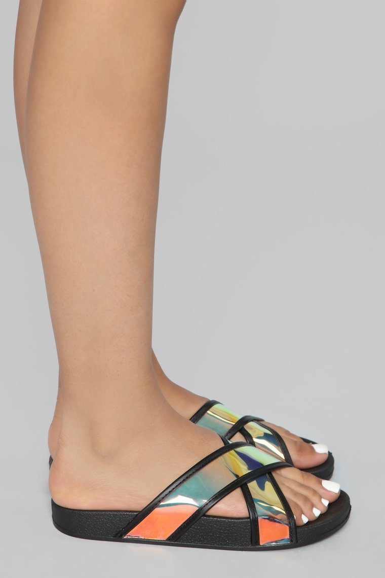 Look Here Slide - Black - jameswhite001