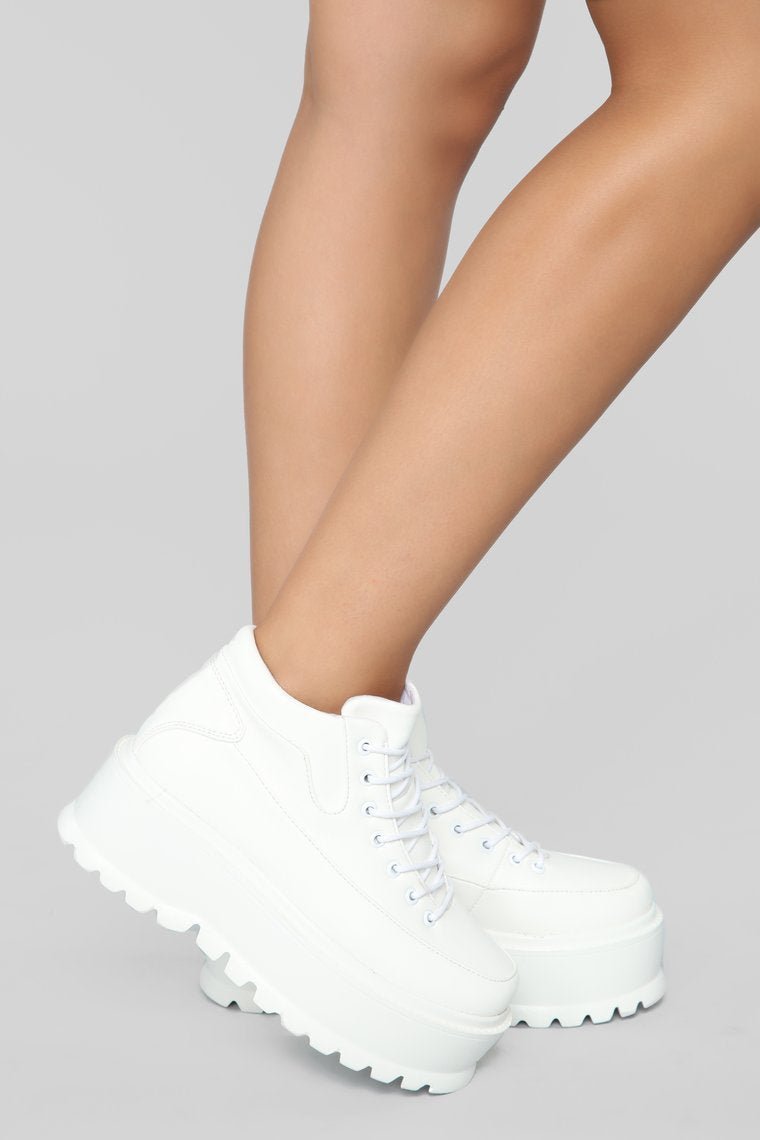 Oblige To This Sneaker - White - jameswhite001