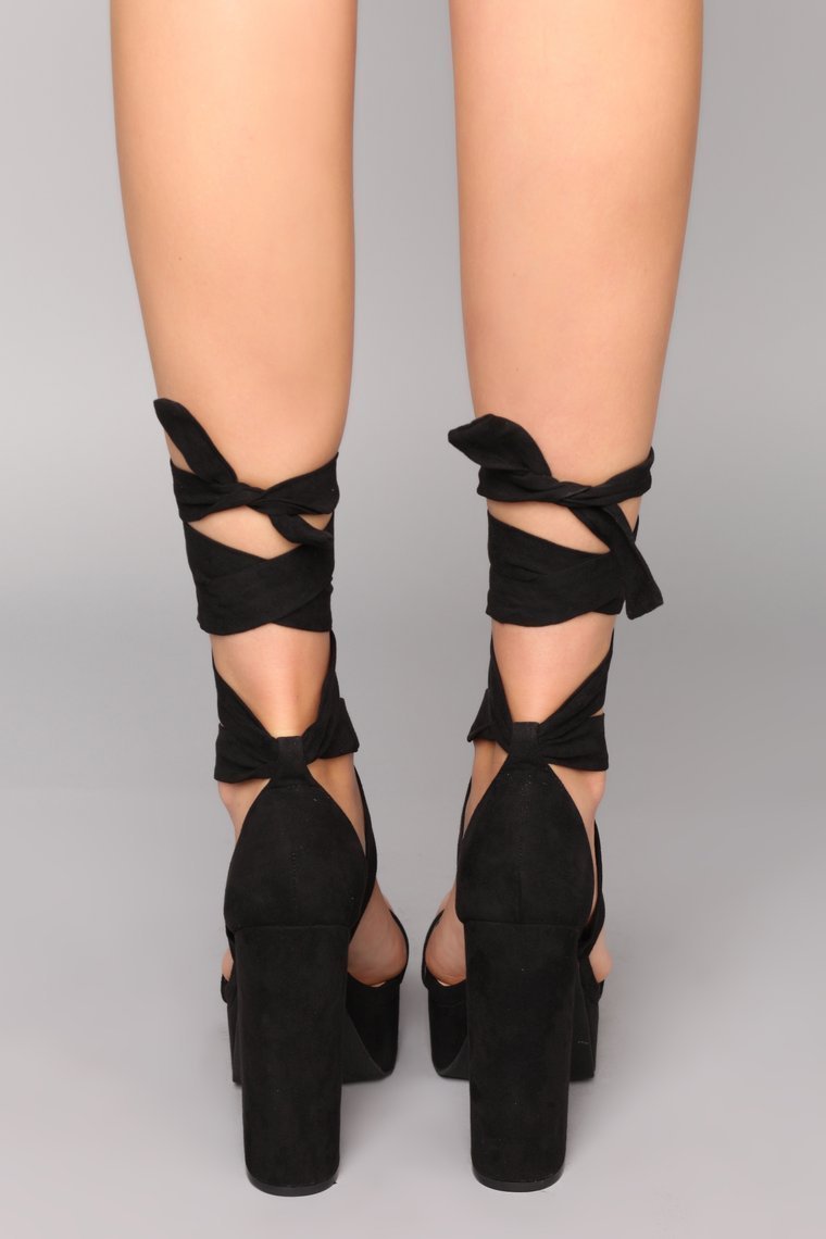 Plot Twist Heel - Black - jameswhite001