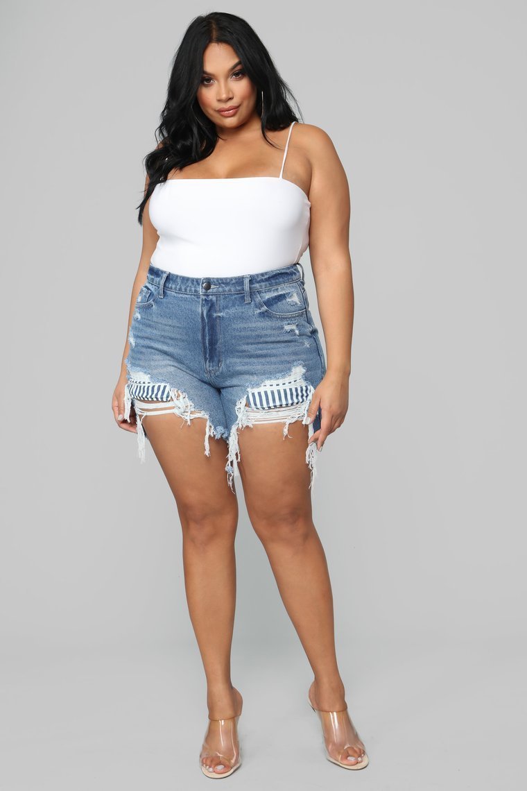 Poppy Distressed Boyfriend Shorts - Medium Blue Wash - jameswhite001