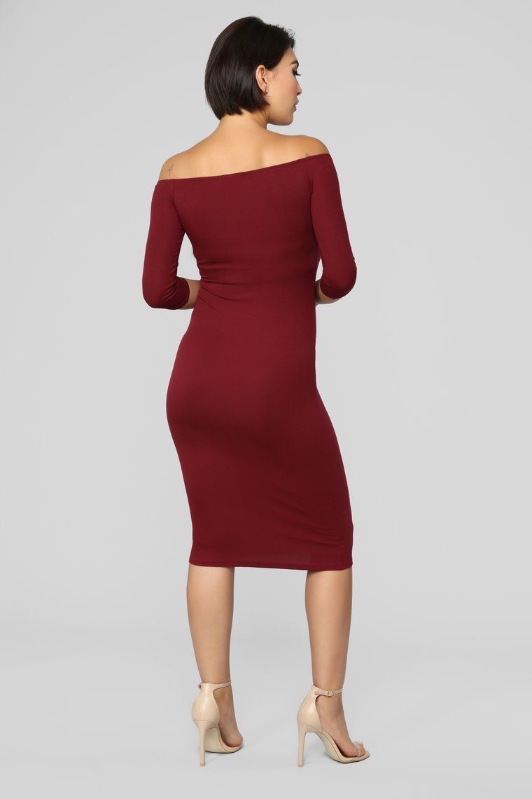Puppy Love Dress - Burgundy - jameswhite001