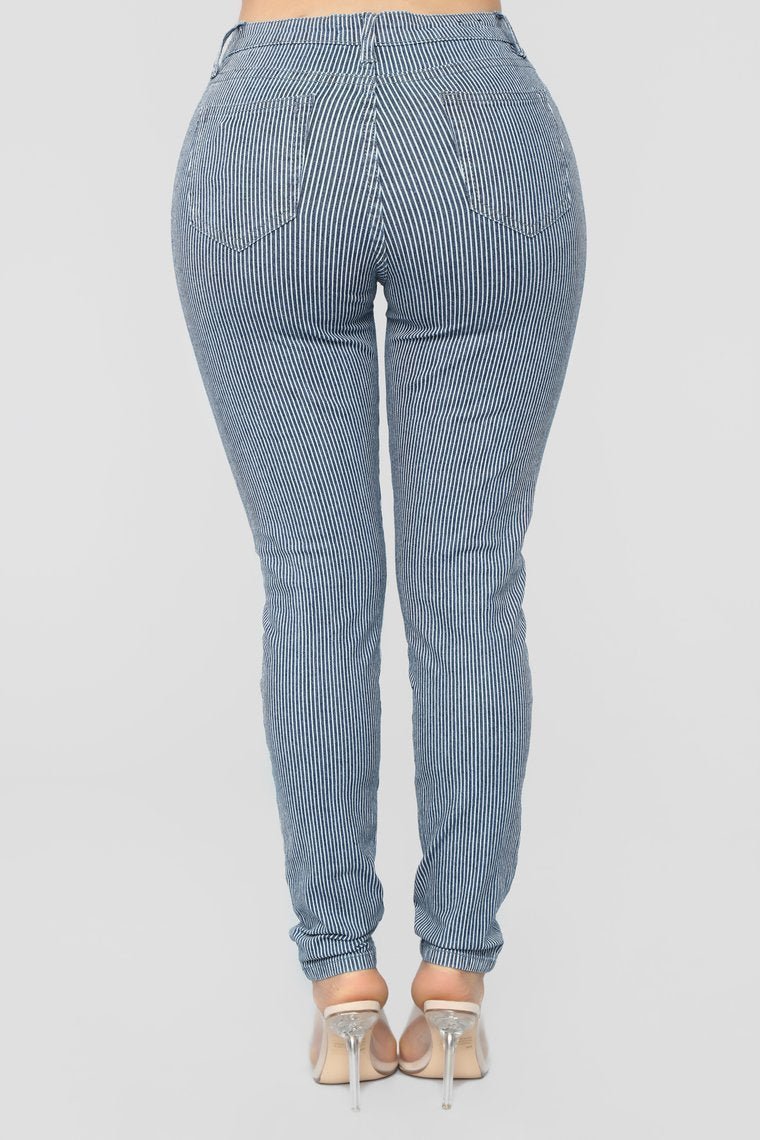 Read Between The Lines High Rise Jeans - Dark Denim - jameswhite001
