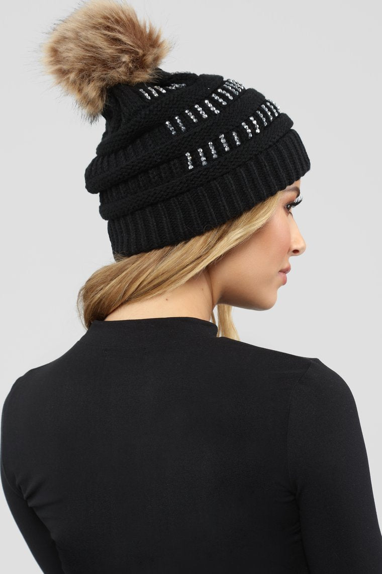 Rom Com Pom Pom Beanie - Black - jameswhite001