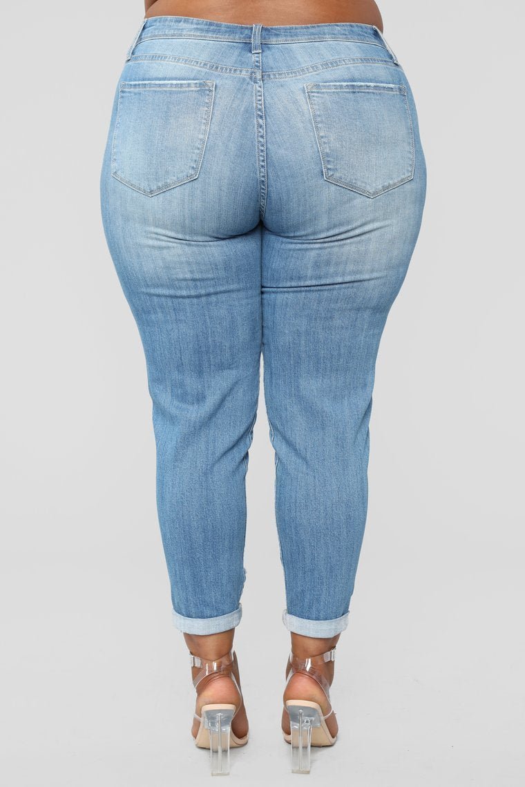 Shannon High Rise Distressed Jeans - Light Blue Wash - jameswhite001