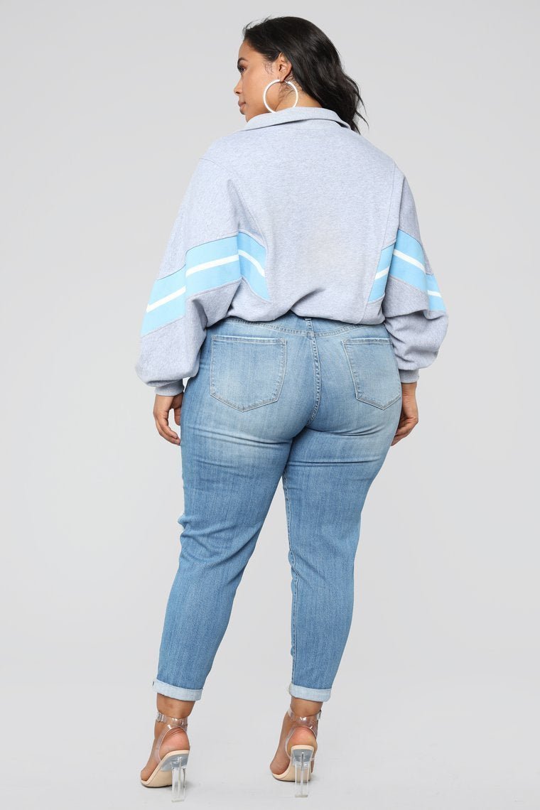 Shannon High Rise Distressed Jeans - Light Blue Wash - jameswhite001