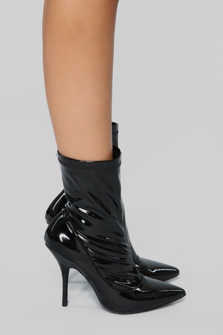 She Means Business Bootie - Black - jameswhite001
