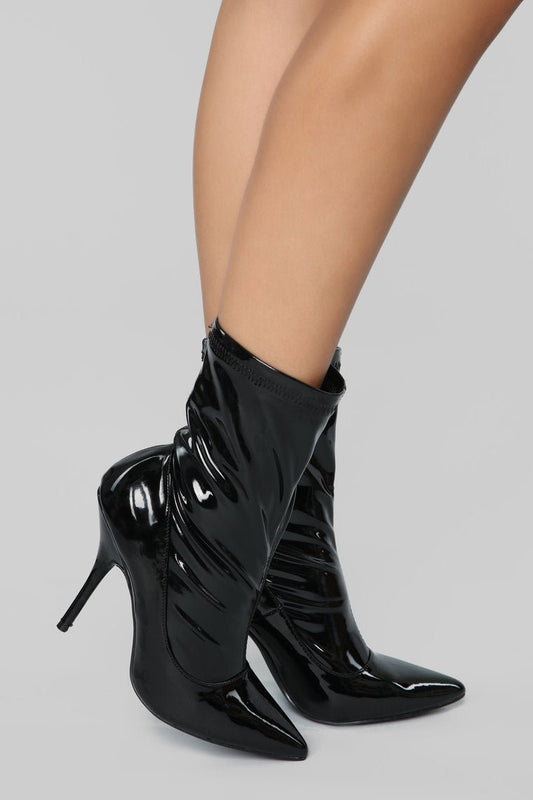 She Means Business Bootie - Black - jameswhite001