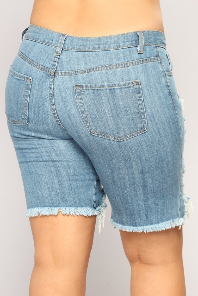 Sheana Bermuda Shorts - Medium - jameswhite001