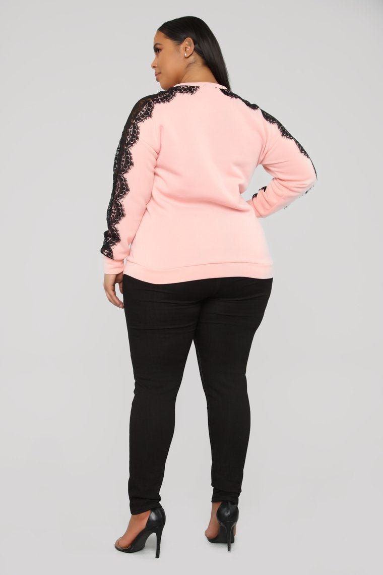 Sitting On A Throne Sweatshirt - Pink - jameswhite001