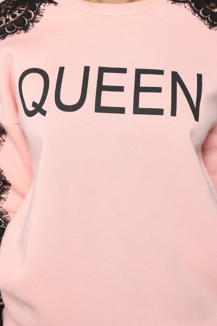 Sitting On A Throne Sweatshirt - Pink - jameswhite001