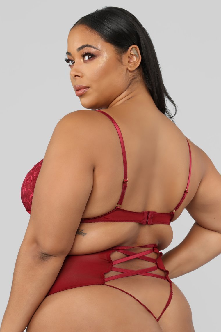 Text Me Tonight 2 Piece Set - Wine - jameswhite001