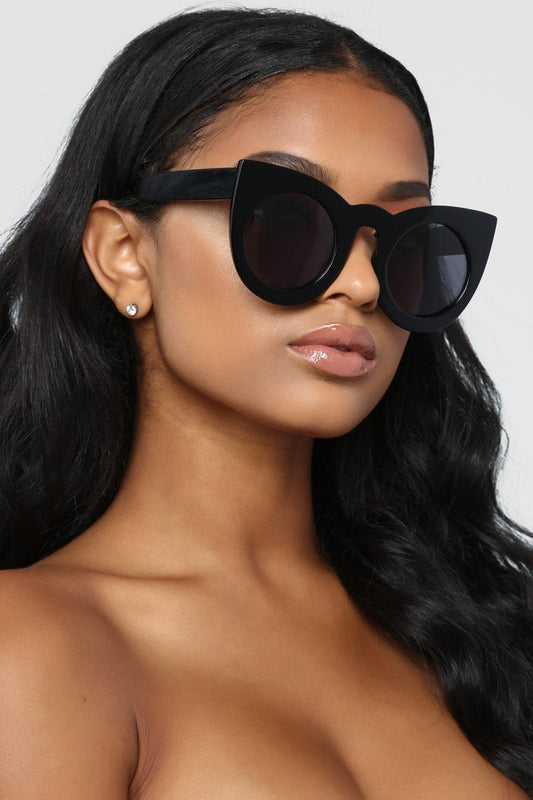 Why So Catty Sunglasses - Black - jameswhite001