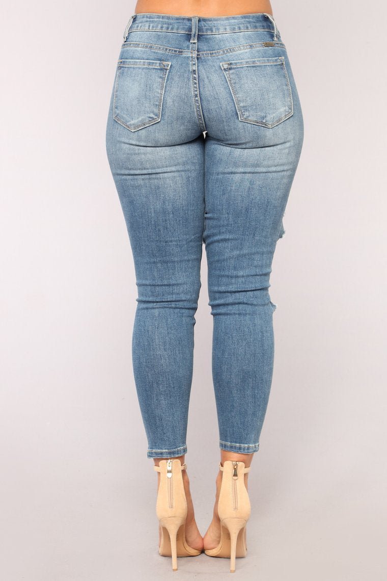 Yes That's Me Skinny Jeans - Medium Blue Wash - jameswhite001